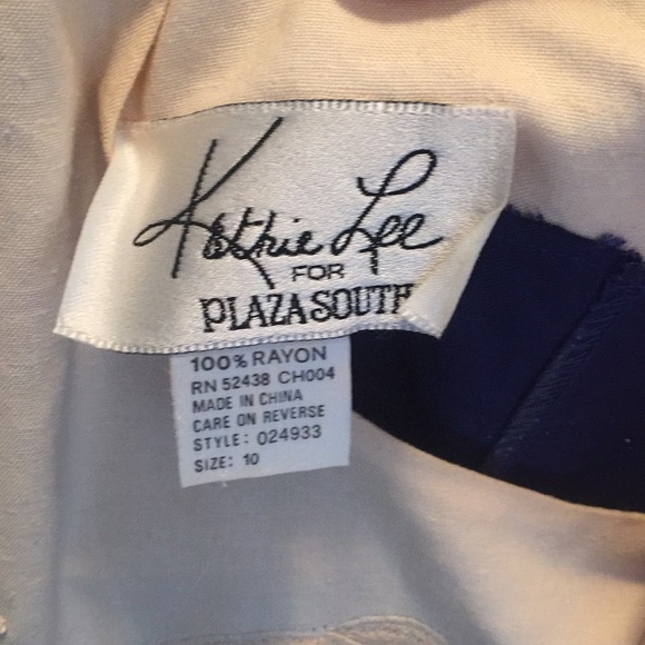 Vintage Kathie Lee Dress with antique lace - Picture 3 of 7